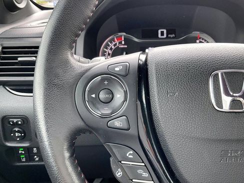 Used 2020 Honda Ridgeline Black Edition image 18
