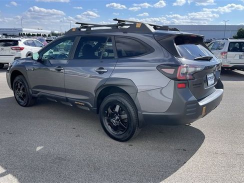 Used 2022 Subaru Outback Wilderness image 3