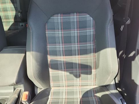 Used 2017 Volkswagen GTI Sport FWD image 14