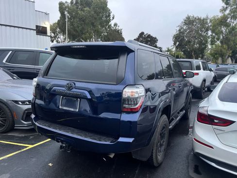 Used 2022 Toyota 4Runner SR5 image 3