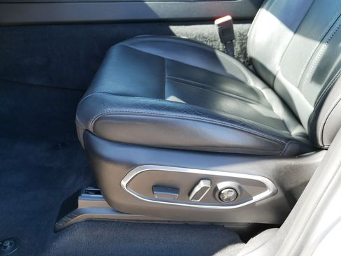 Certified 2023 Jeep Wagoneer 4WD w/ Premium Group I image 20