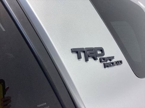 Certified 2023 Toyota 4Runner TRD Off-Road Premium AWD/4WD image 17