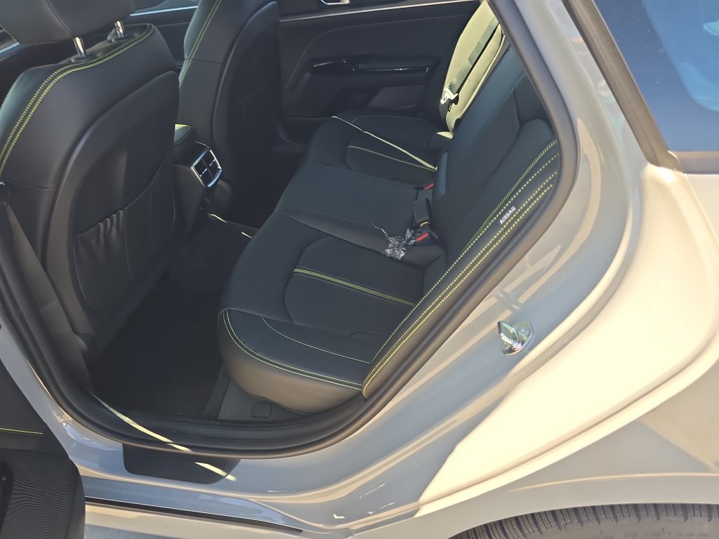 New 2027 Kia K5 GT FWD image 17