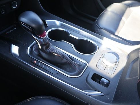 Used 2023 Chevrolet Traverse RS image 27