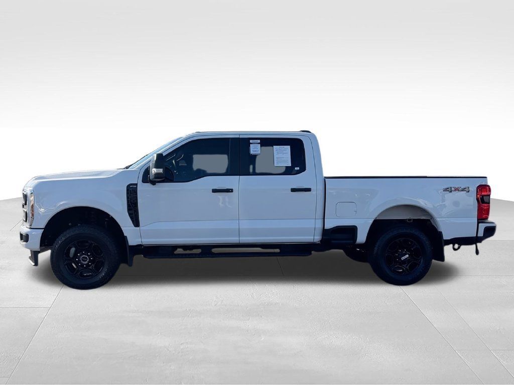 Used 2024 Ford F250 XL w/ STX Appearance Package AWD/4WD image 5