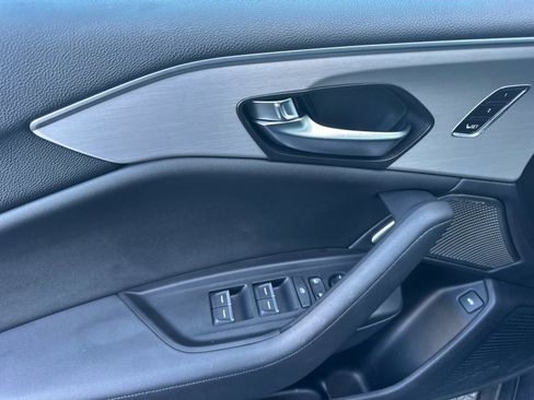 Used 2022 Acura TLX w/ Technology Package image 10