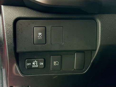 Certified 2023 Toyota Tacoma SR5 image 10