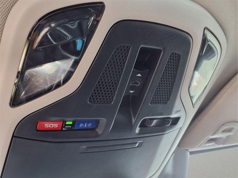 Used 2024 Subaru Legacy Touring XT image 18