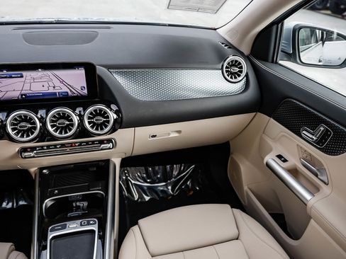 Certified 2025 Mercedes-Benz GLA 250 image 15