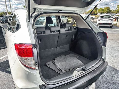 Certified 2022 Honda HR-V EX image 29