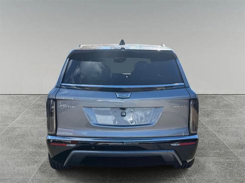 New 2026 Cadillac Vistiq Luxury image 10