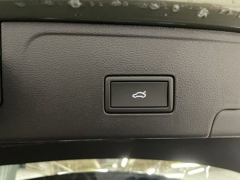New 2026 Volkswagen Atlas Cross Sport SEL Premium R-Line AWD/4WD image 10