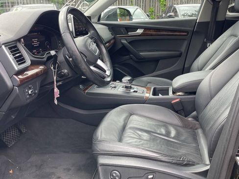 Used 2018 Audi Q5 2.0T Premium Plus w/ Premium Plus Package AWD/4WD image 6