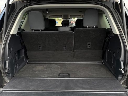 Certified 2025 Ford Expedition Active AWD/4WD image 22