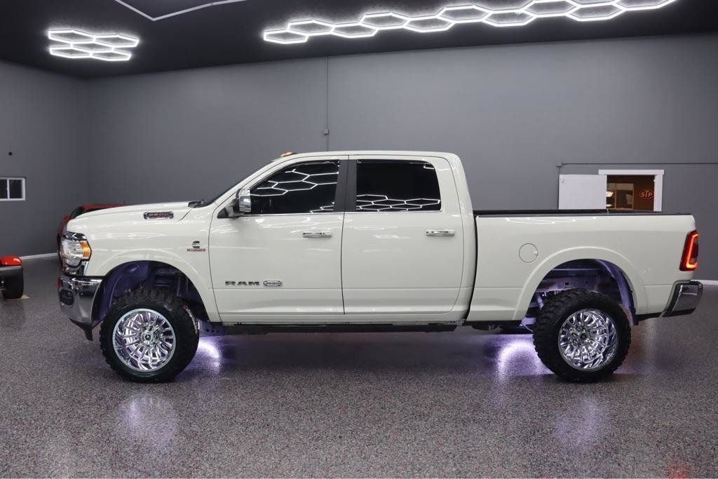 Used 2021 RAM 2500 Limited AWD/4WD image 2