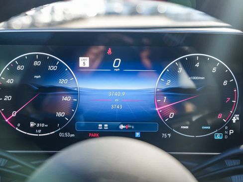 Used 2025 Mercedes-Benz CLE 300 CLE 300 image 19