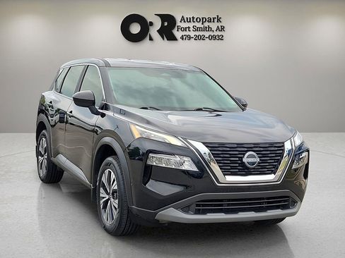 Used 2023 Nissan Rogue SV FWD image 1