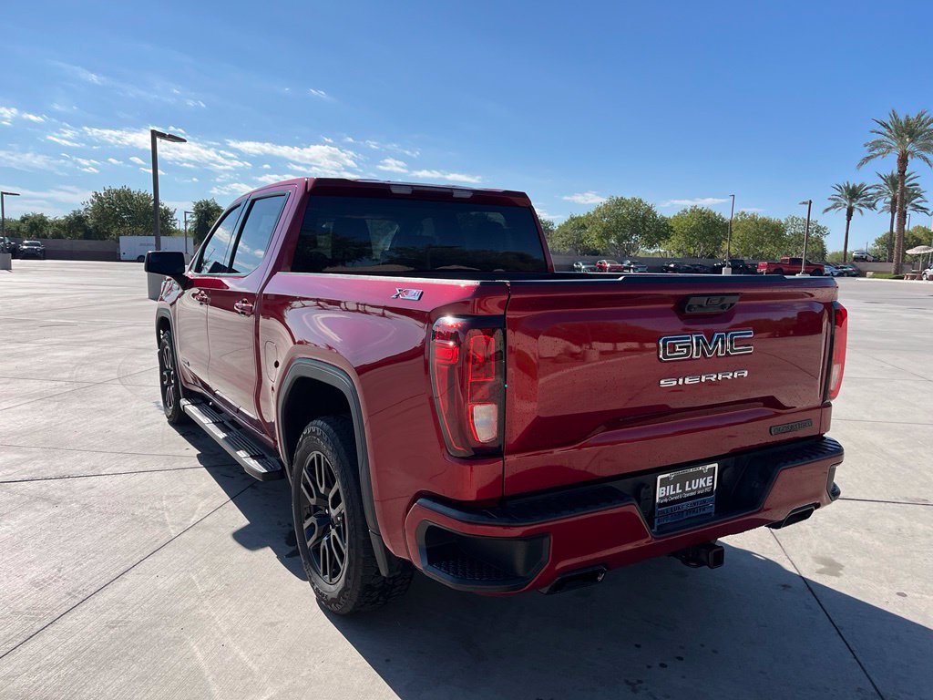 Used 2024 GMC Sierra 1500 Elevation w/ LPO, Elevation Black Package AWD/4WD image 7