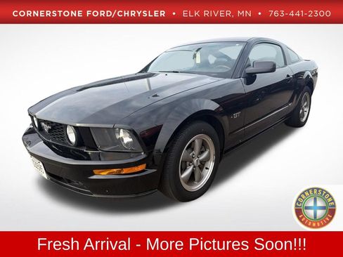 Used 2006 Ford Mustang GT RWD image 1