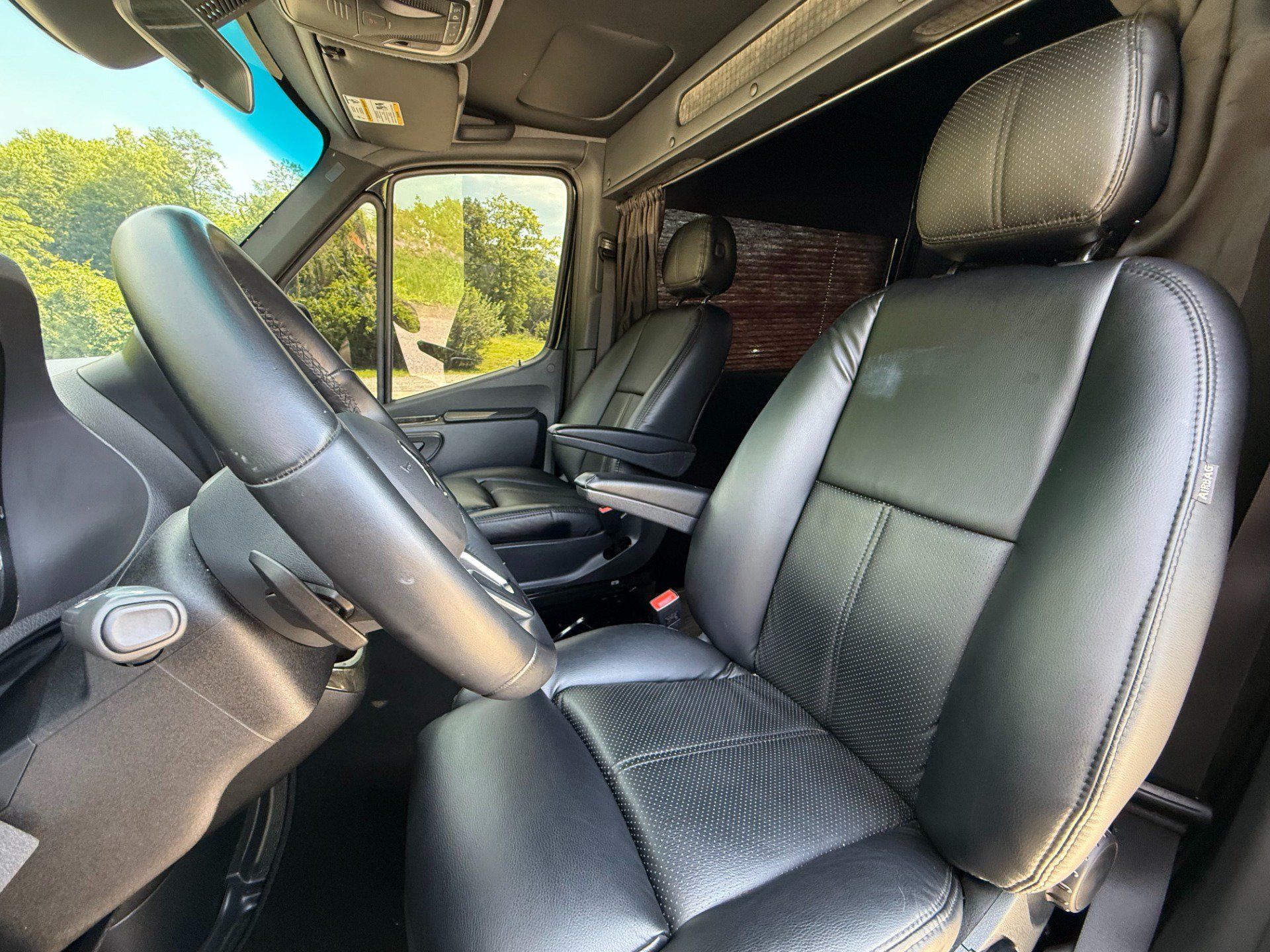 Used 2022 Mercedes-Benz Sprinter 3500 image 11