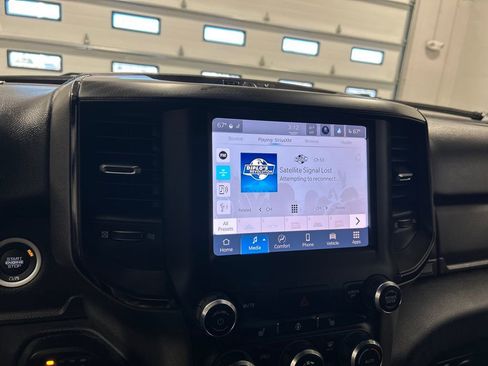 Used 2023 RAM 1500 Big Horn image 22