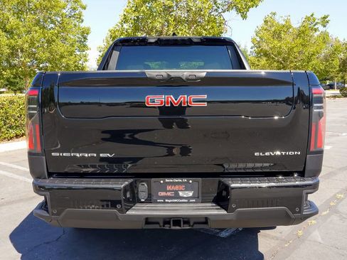 Used 2026 GMC Sierra EV Elevation image 14