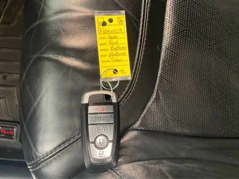 Used 2022 Ford Explorer Platinum w/ Equipment Group 601A image 47