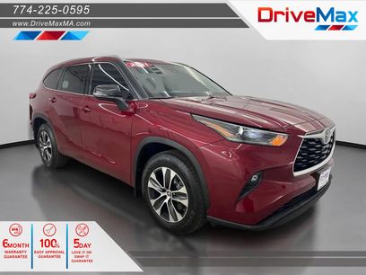 Used 2021 Toyota Highlander XLE