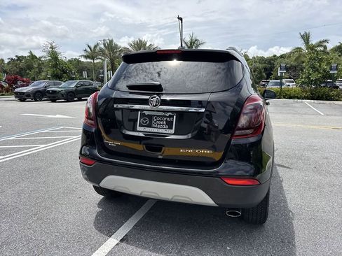Used 2021 Buick Encore Preferred w/ Safety Package II FWD image 25