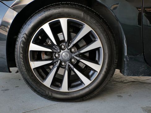 Used 2017 Nissan Altima 2.5 SL w/ 2.5 Technology Package image 35