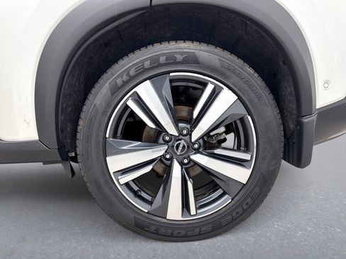 Used 2023 Nissan Rogue SL w/ SL Premium Package AWD/4WD image 28