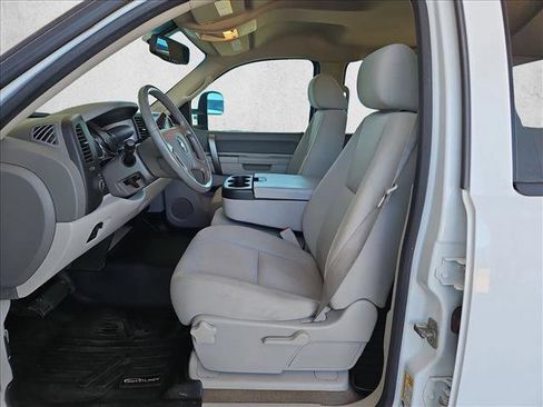 Used 2013 Chevrolet Silverado 2500 LT w/ Suspension Package, Off-Road image 14