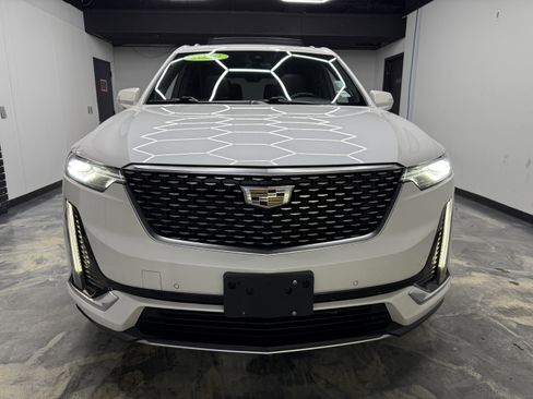 Used 2020 Cadillac XT6 Premium Luxury image 6