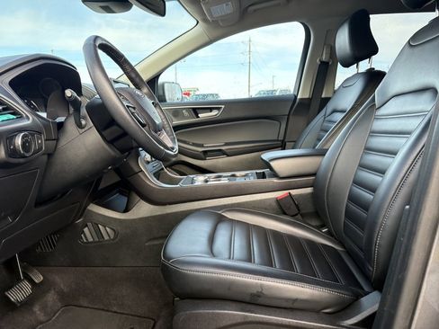 Certified 2024 Ford Edge SEL image 19