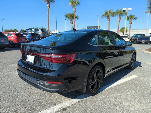 New 2026 Volkswagen Jetta SE image 5