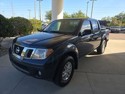 Used 2019 Nissan Frontier SV w/ Value Truck Package image 3