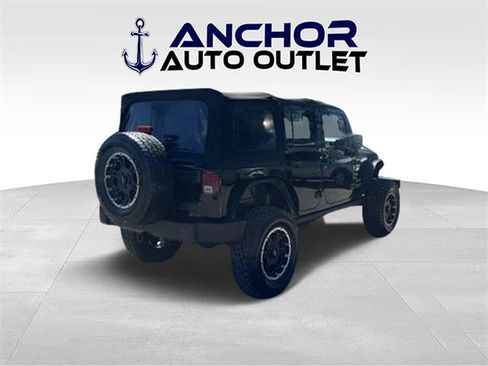 Used 2013 Jeep Wrangler Unlimited Sport image 8