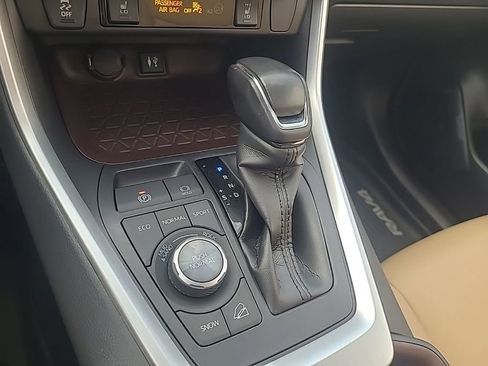 Used 2019 Toyota RAV4 Limited w/ All Weather Liner Package AWD/4WD image 25