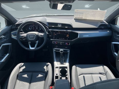 New 2025 Audi Q3 2.0T Premium image 15