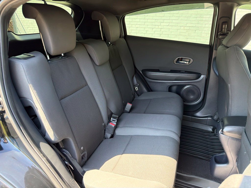 Used 2021 Honda HR-V Sport image 11