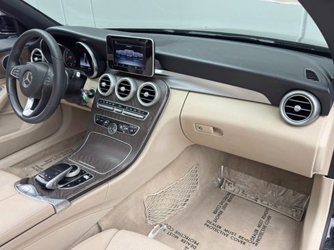 Used 2018 Mercedes-Benz C 300 Cabriolet image 12