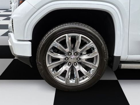 New 2026 GMC Sierra 1500 Denali w/ Denali Reserve Package image 14