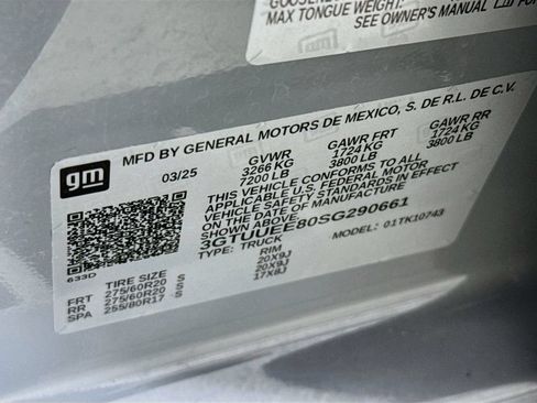 Certified 2025 GMC Sierra 1500 AT4 w/ AT4 Premium Package AWD/4WD image 37