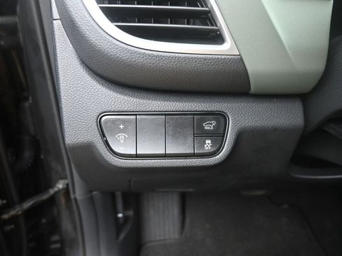 Used 2025 Kia Seltos SX w/ SX Sunroof Package image 33