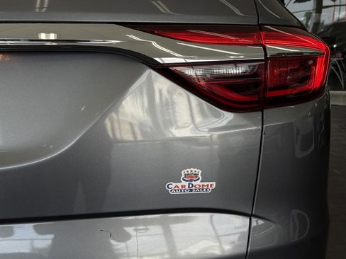 Used 2021 Buick Enclave Essence w/ LPO, Touring Package image 20