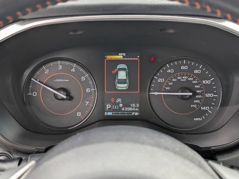 Used 2021 Subaru Crosstrek 2.0i Premium w/ Moonroof Package image 22