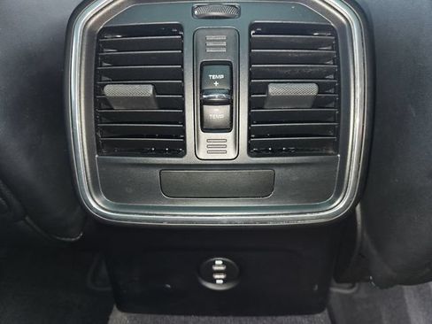 Used 2021 Porsche Macan S AWD/4WD image 23