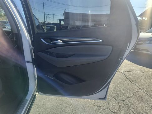 Used 2020 Buick Enclave Essence w/ Sound and Sites Package image 28