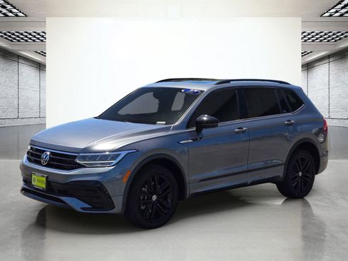 Used 2022 Volkswagen Tiguan SE R-Line AWD/4WD image 10