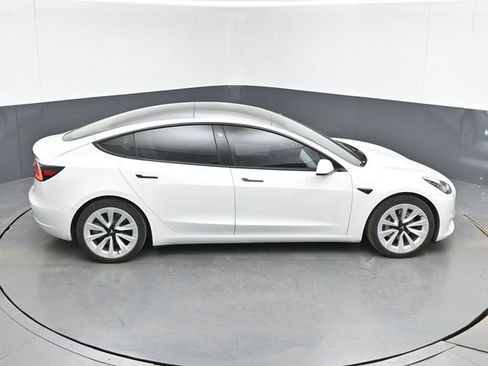Used 2021 Tesla Model 3 Long Range image 34